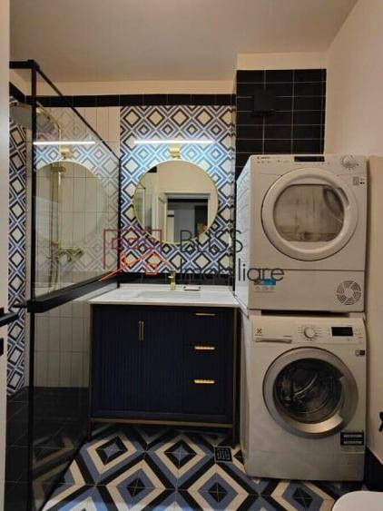 Apartament cu 3 camere semidecomandat în Dacia