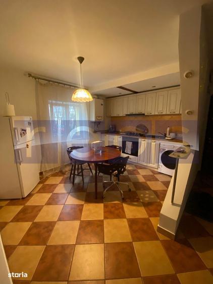 Apartament cu 3 camere decomandat, mobilat în Vitan