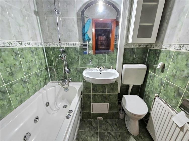 Apartament cu 2 camere decomandat în Mioriței