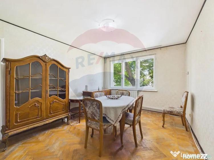 Apartament cu 3 camere decomandat în Ultracentral