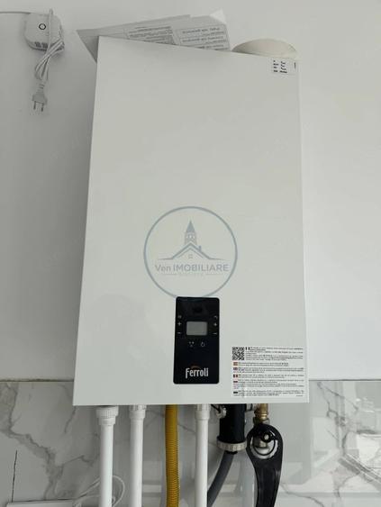 Apartament cu 3 camere decomandat în Cetății