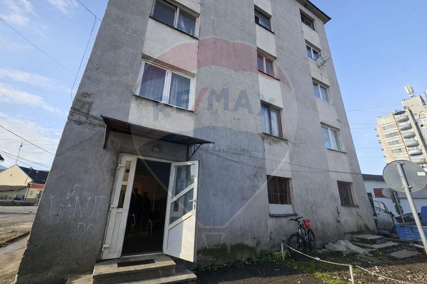 Spațiu comercial, de 42 mp, în Nord