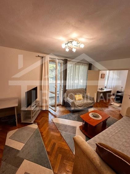 Apartament cu 3 camere decomandat în Tudor