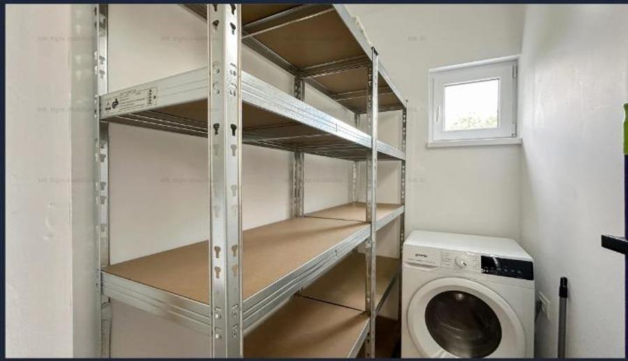 Apartament cu 3 camere semidecomandat, mobilat în Central