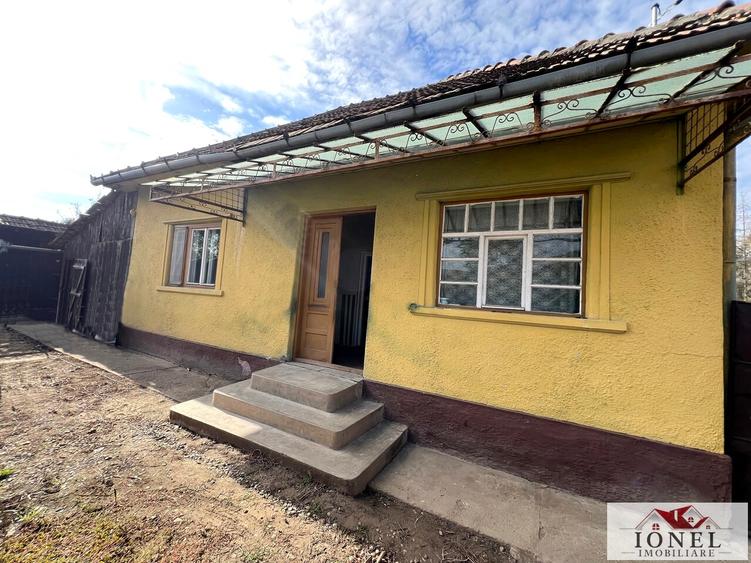 Casă individuală cu 2 camere cu Canalizare în Cetate