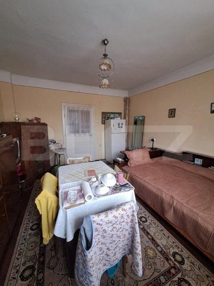 Casă cu 3 camere cu Canalizare în Tractorul