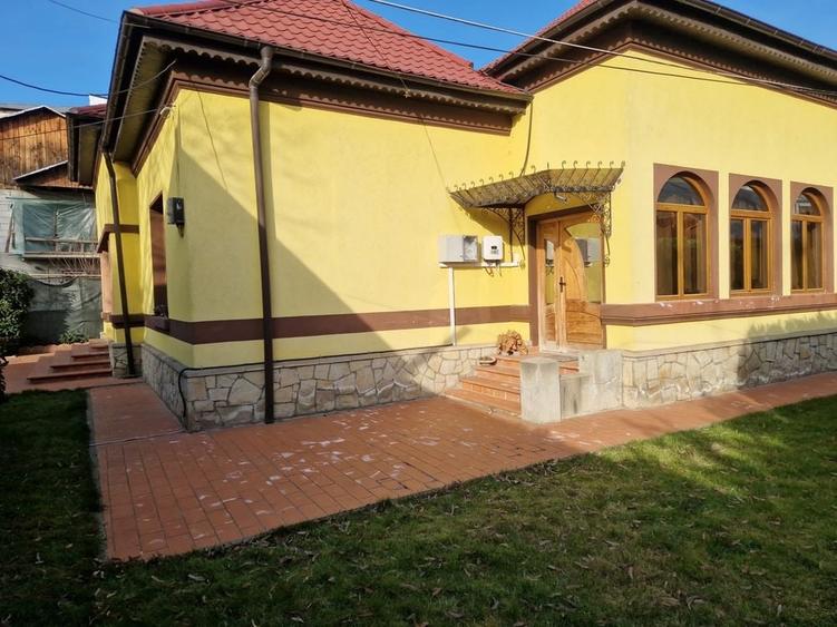 Casă cu 4 camere în Ultracentral