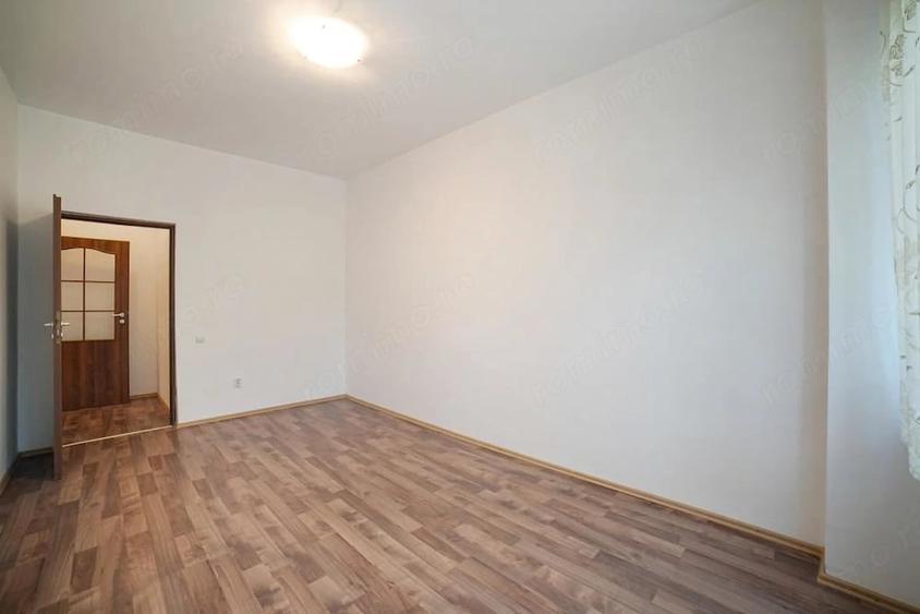 Apartament cu 2 camere semidecomandat în Ferentari