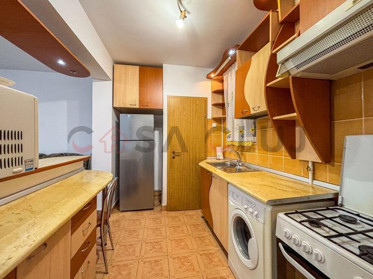 Apartament cu 2 camere semidecomandat, mobilat în Gheorgheni