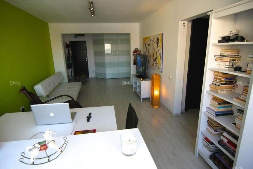 Apartament cu 3 camere decomandat în Cotroceni