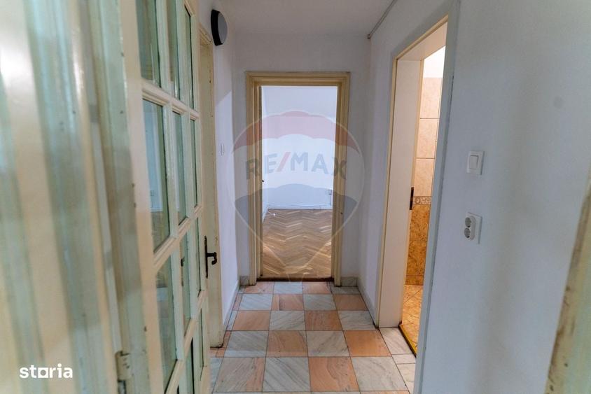 Casă cu 4 camere cu Teren 404 Mp în Centru Vechi