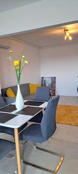 Apartament cu 2 camere decomandat în Bd. Laminorului