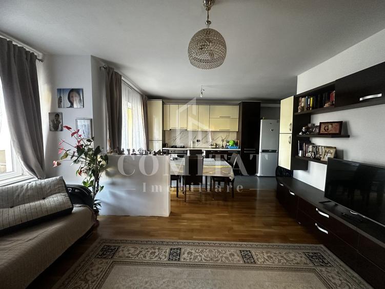 Apartament cu 3 camere semidecomandat, mobilat în Florești — fotografia 2
