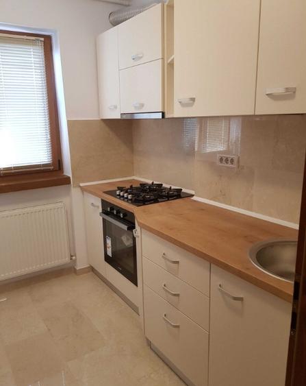 Prorprietar inchiriez apartament 3 camere ultracentral - 5