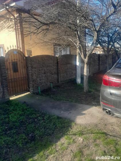 Vanzare casa si teren - 2