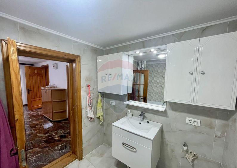 Casa in Unirea / Odobesti - 11