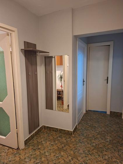 Vand apartament cu 2 camere,in cartierul Tudor,strada Infratirii - 2