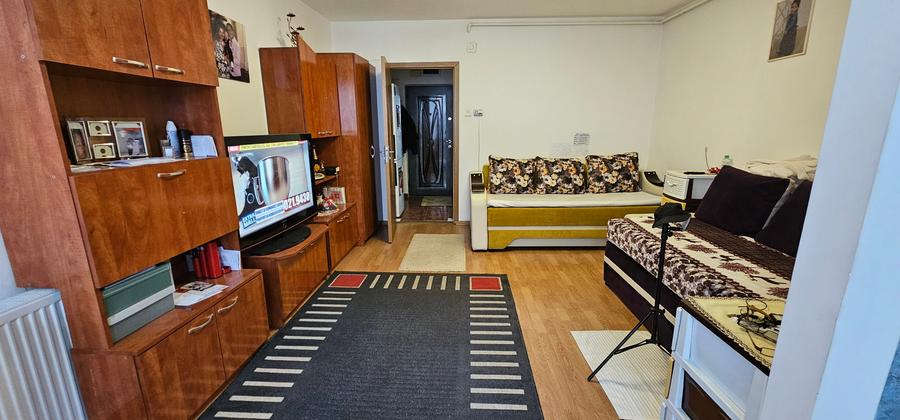 Garsoniera de vanzare zona Astra - 2