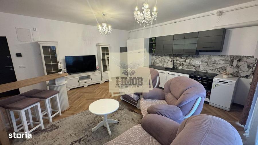 Apartament nou de lux cu 3 camere si garaj zona Centrala - 1