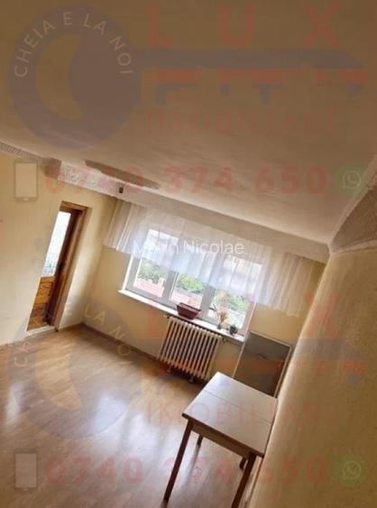 Apartament cu 3 camere decomandat în E3 Apartament cu 3 camere decomandat în E3
