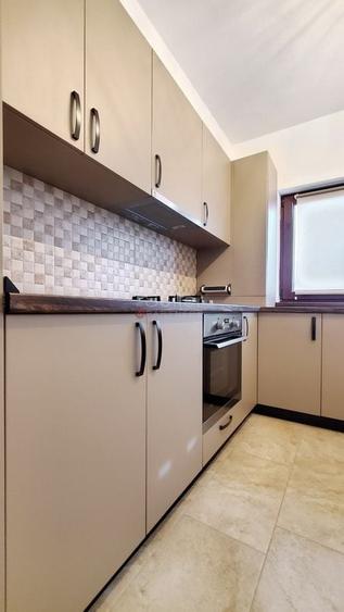 Loc Parcare Inclus - 7