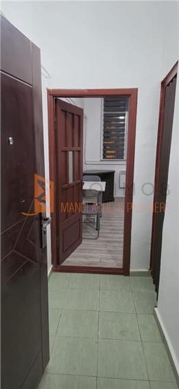 Garsoniera decomandata zona Brosteni - 7