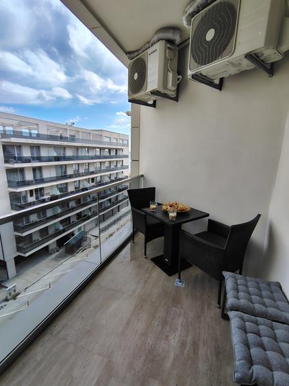 Apartament cu 2 camere mobilat și utilat, vedere la mare - 9