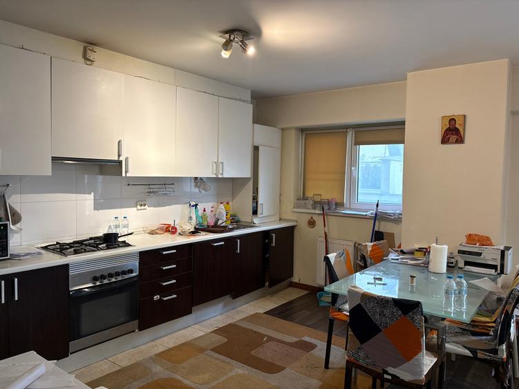 Apartament de 3 camere+boxa si loc de parcare/Apartment with parking+storage box - 4