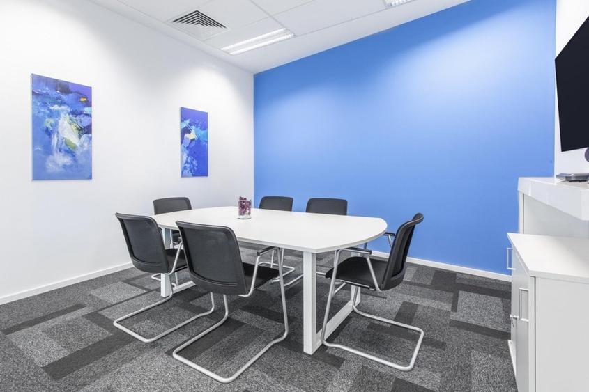 Spațiu de birou privat pentru 5 persoane în Regus Green Gate - 7