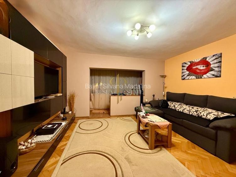 Apartament 3 camere-decomandat - zona Bucovina