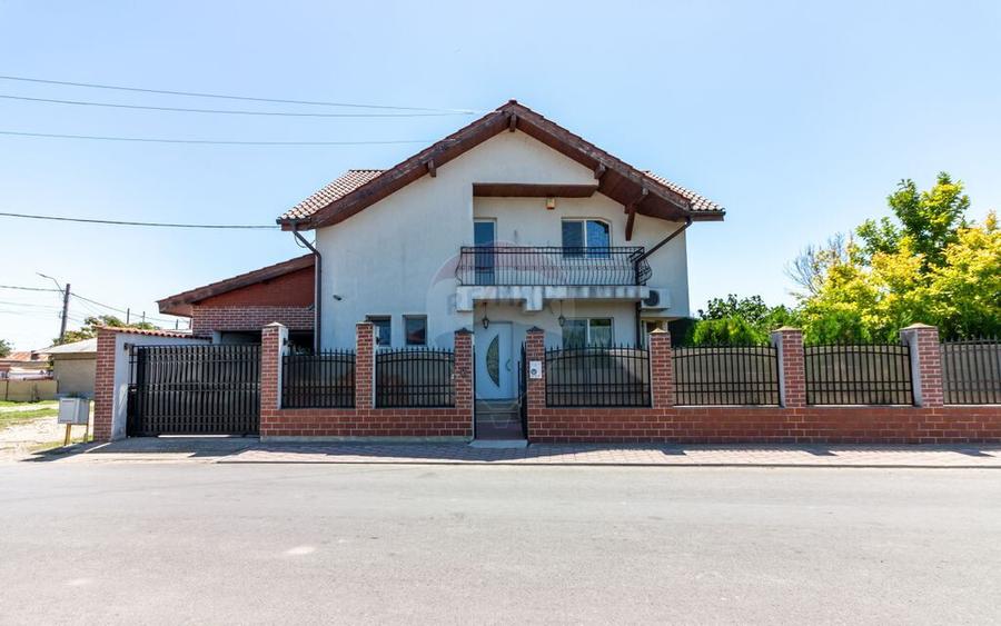 Casa spa?ioasa langa Bucure?ti mobilata, utila... - 16