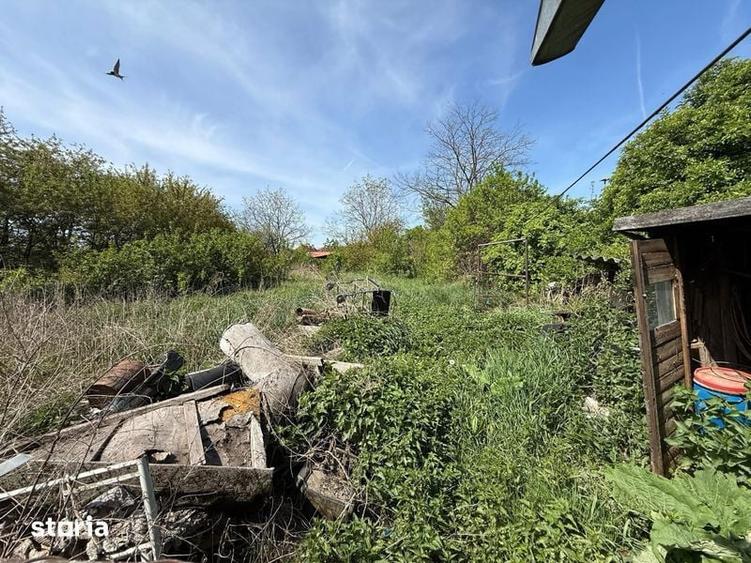 Ofer spre vanzare casa in Lazuri Situata la Str. Principala - 5