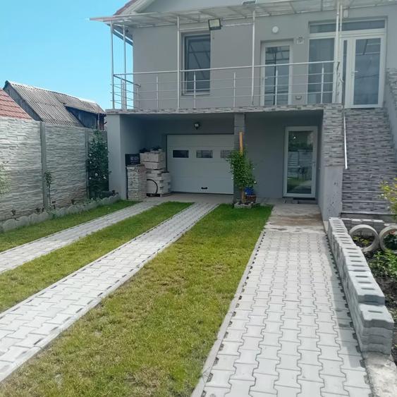 De vanzare casa cu etaj - 8