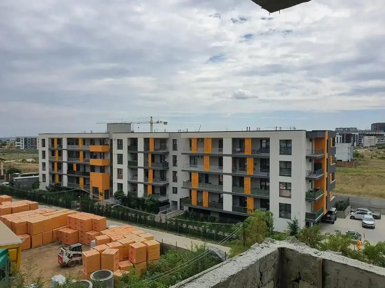 Apartament cu 2 camere decomandat în Theodor Pallady