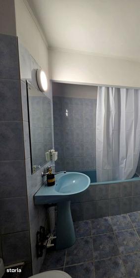 Apartament 4 camere zona Calea Calarasilor - 1