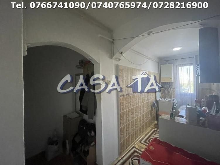 Apartament 2 Camere, Etaj 3, Strada Olari - 8