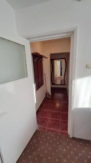 Vand garsoniera Darmane?ti zona Troita,cu preluare chiria?,o zona foarte lini?tita. - 2