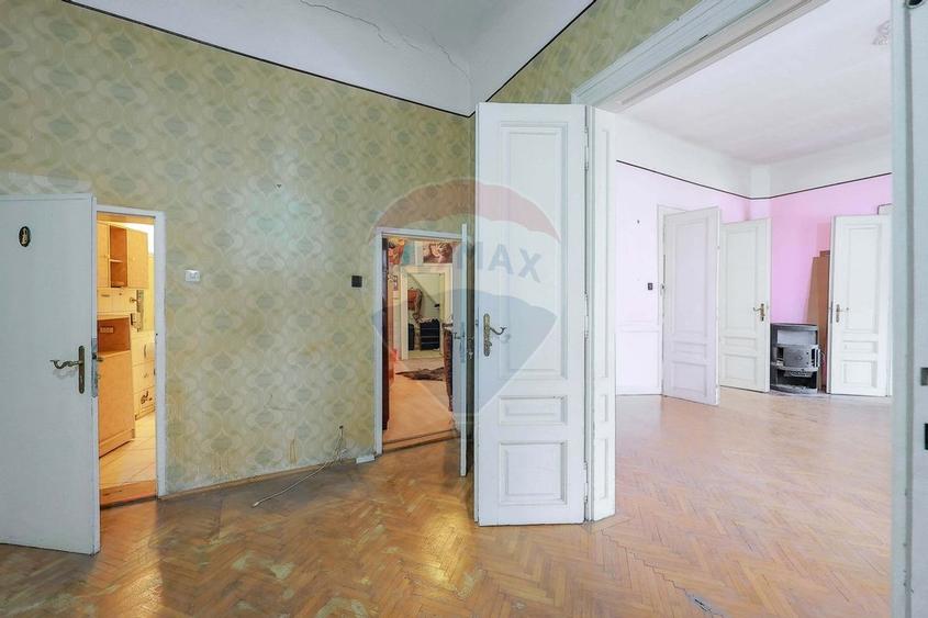 Apartament cu 4 camere de vanzare, Str. Sf. Apostol Andrei, Oradea - 24