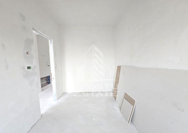 Jumatate de duplex, Parter + Etaj, 5 camere si 2 bai, Sag - 1