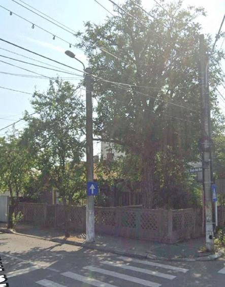 Proprietar vand casa demolabila pe colt-200mp - 1