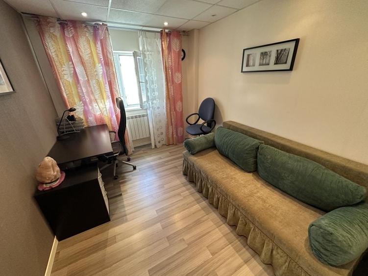 Apartament 4 camere DE INCHIRIAT - Berceni - 12