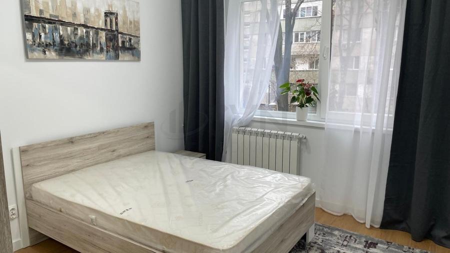 REA1027659 Apartament renovat - prima inchiriere - Piata Gorjului - 1