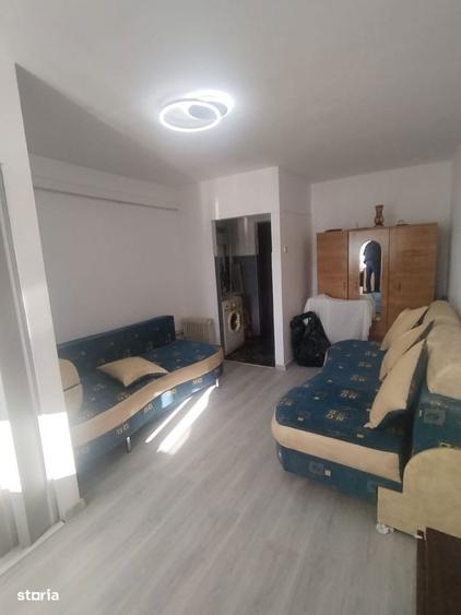 Garsoniera piata Nicolina, baie proprie,etaj 3 - 4