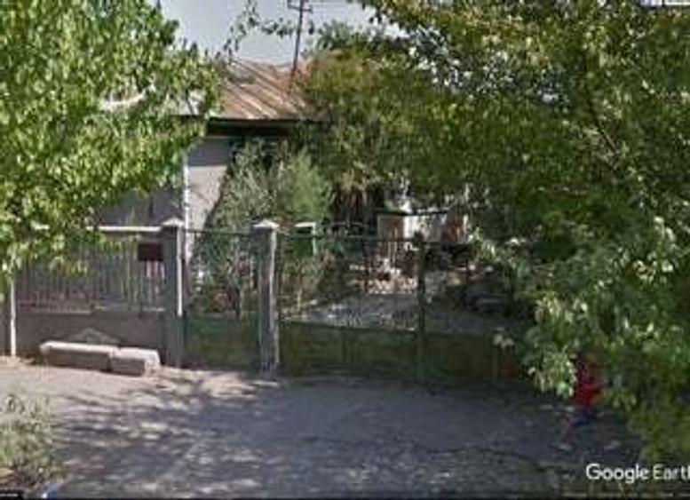 Vand casa la curte in Rosiori de Vede jud Teleorman, din paianta, cu 5 camere. - 3