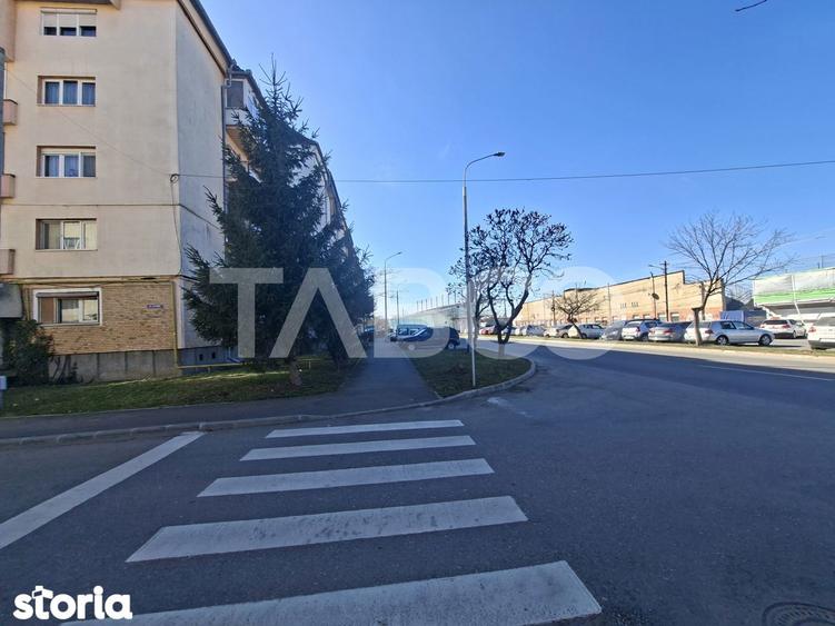 Strand etaj 1 Apartament decomandat 50 mpu balcon pivnita - 1