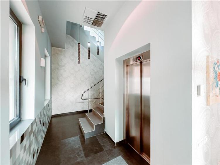 Piata Victoriei | Titulescu | de la 150 mp - 9