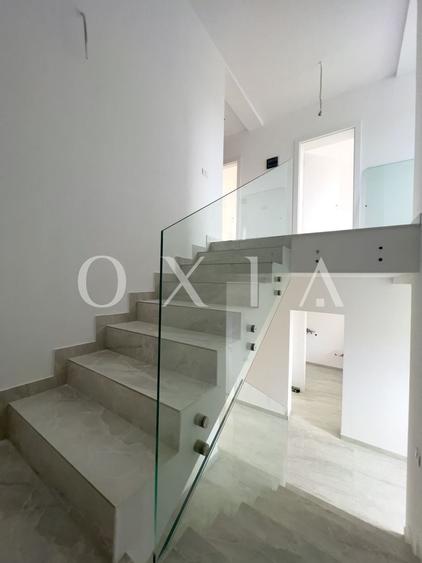 AX671 Chisoda, Finisat La Cheie, Asfalt - 8