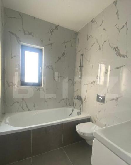 Casa spa?ioasa de vanzare, cu 4 camere, 120 mp, zona Unir - 20