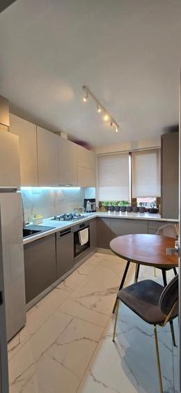 Apartament 2 - camere proaspat renovat - 4