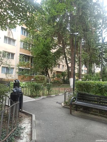 Apartament 2 camere Rm Valcea Zona Nord - 2